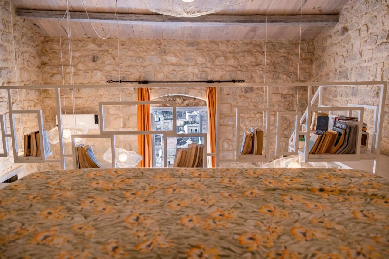 Luxury House Le Nuvole Leilighet Modica Eksteriør bilde
