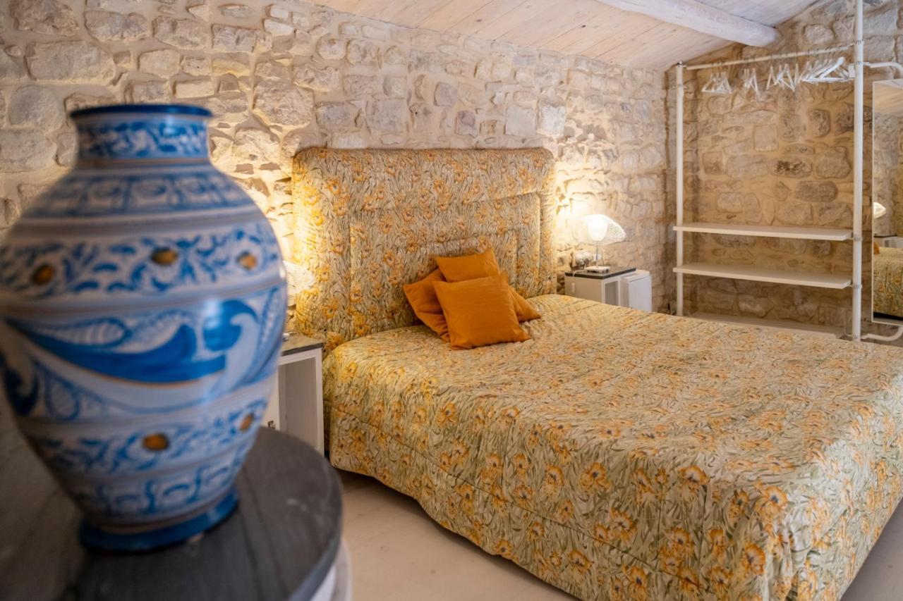 Luxury House Le Nuvole Leilighet Modica Eksteriør bilde