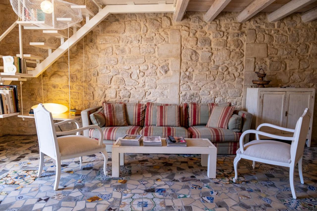 Luxury House Le Nuvole Leilighet Modica Eksteriør bilde